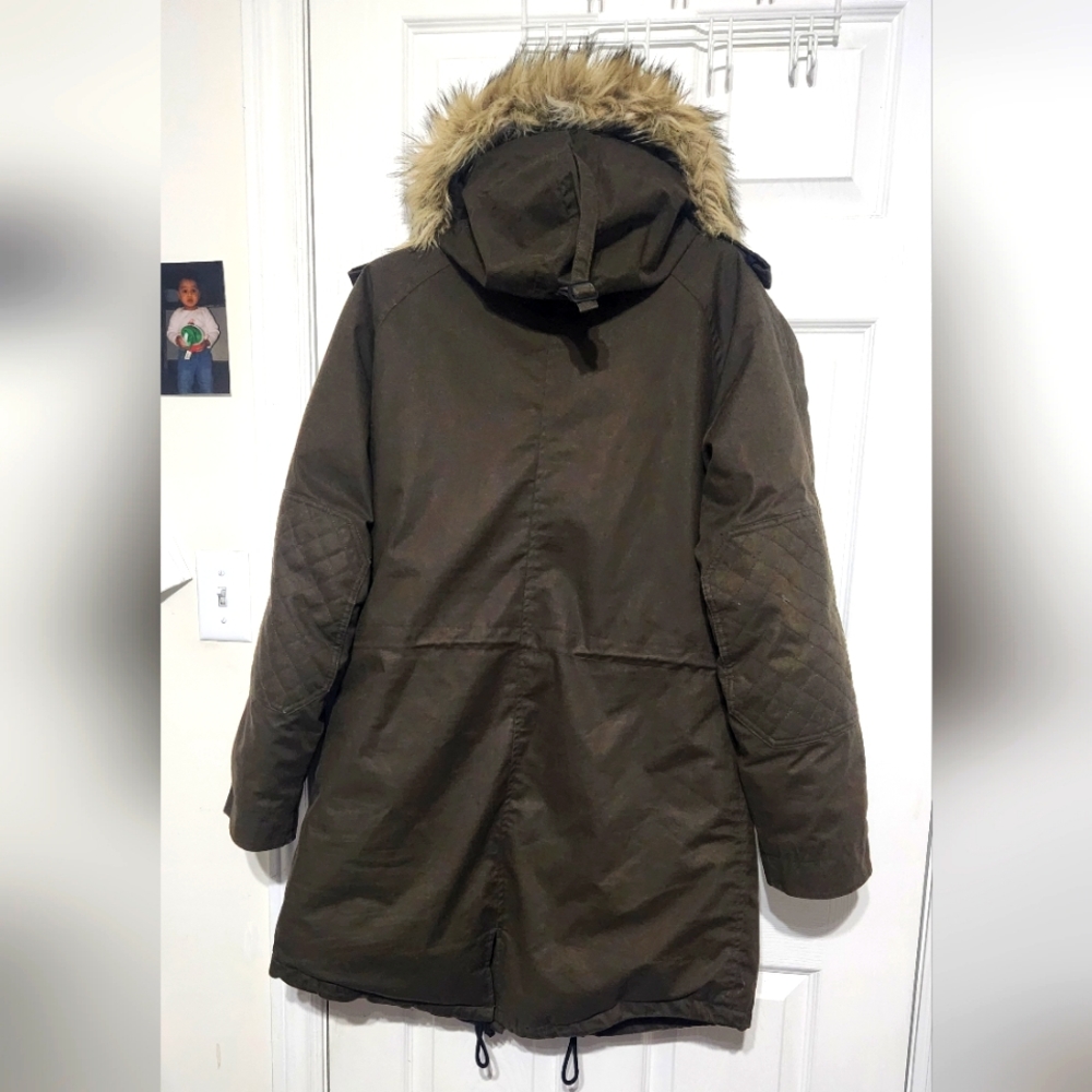 Community Parka - Picture 2 of 3